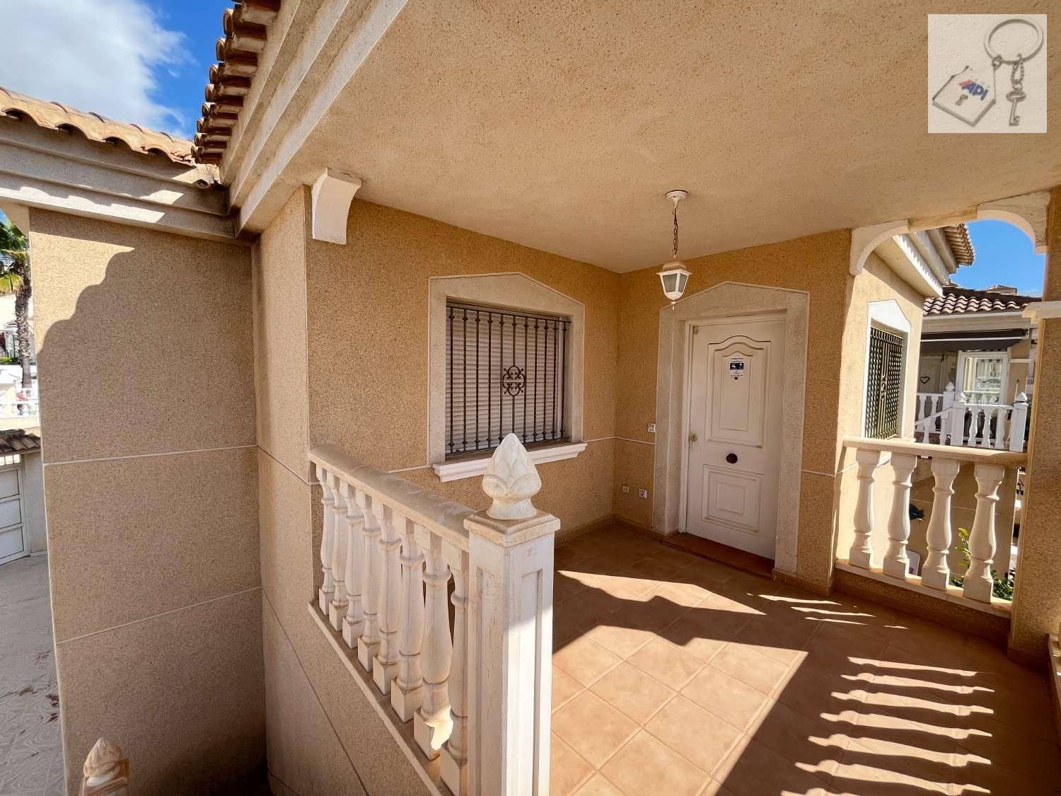 4 soveværelse Byhus til salg i Orihuela Costa med garage - € 220.000 (Ref: 9265164)