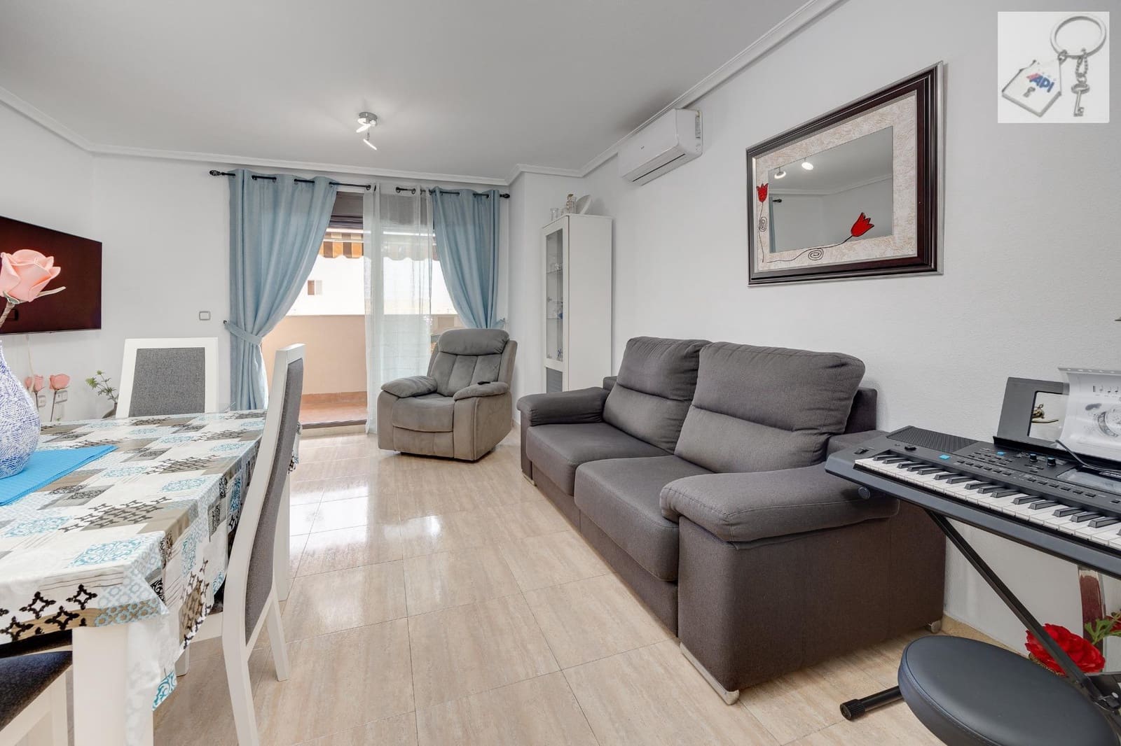 2 sovrum Lägenhet till salu i Torrevieja med pool - 185 000 € (Ref: 9306289)