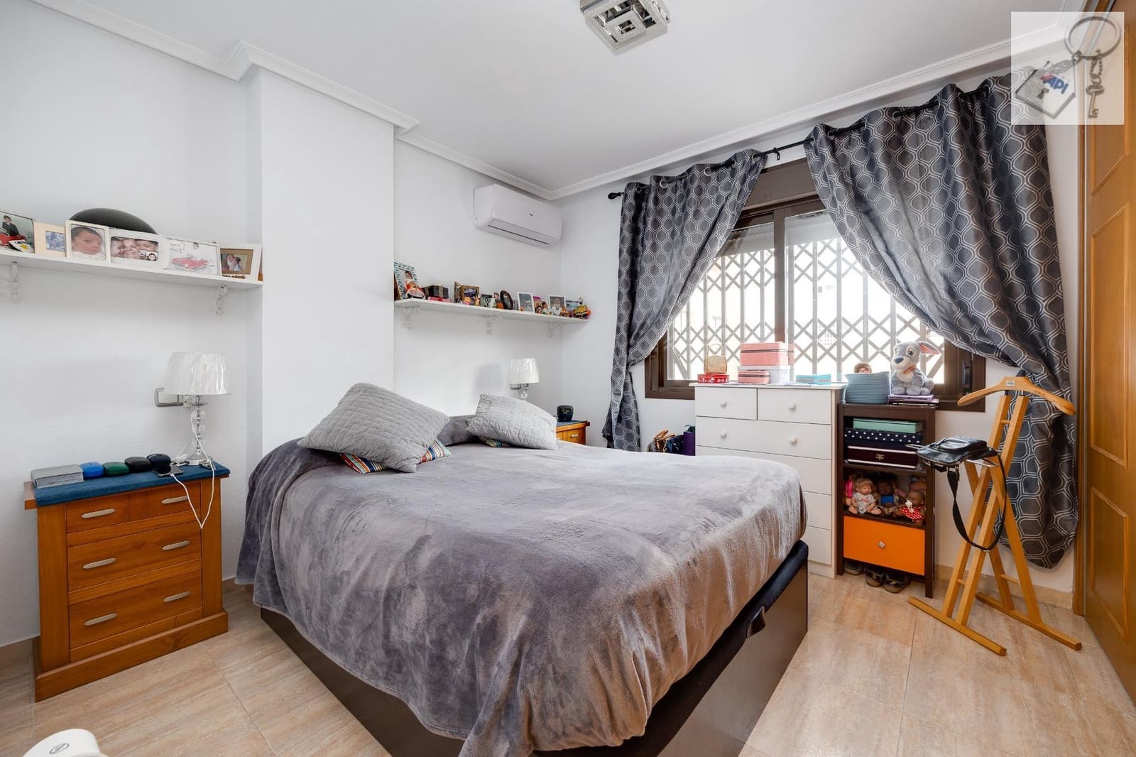 2 sovrum Lägenhet till salu i Torrevieja med pool - 185 000 € (Ref: 9306289)