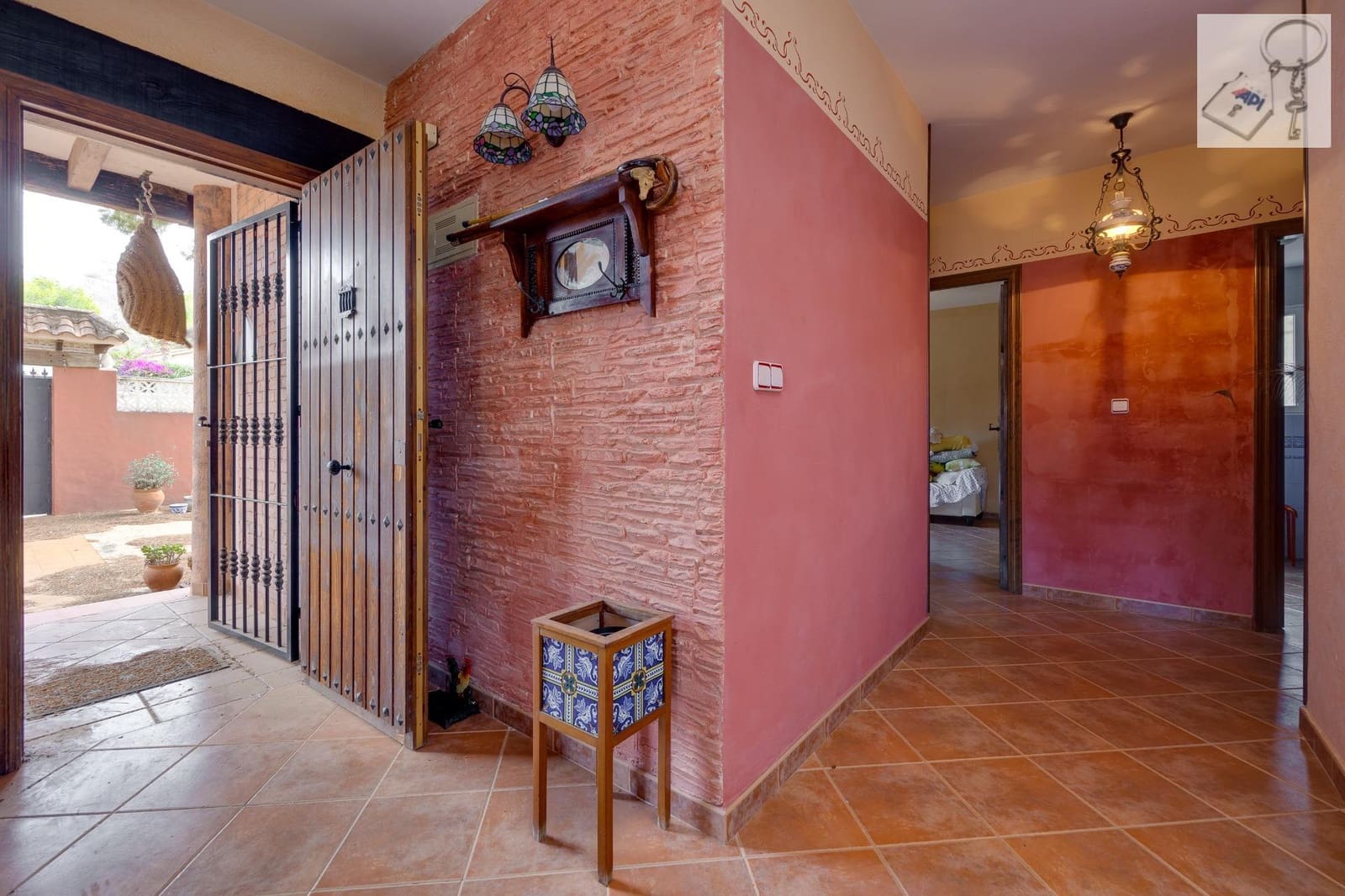 5 Zimmer Villa zu verkaufen in San Miguel de Salinas mit Pool - 449.950 € (Ref: 9306292)