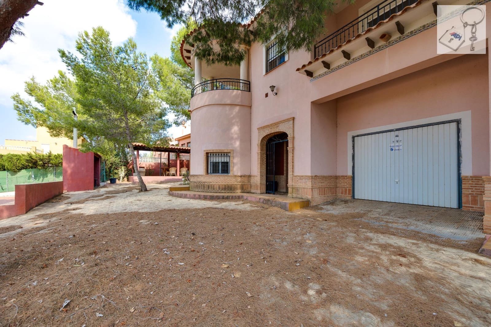 5 Zimmer Villa zu verkaufen in San Miguel de Salinas mit Pool - 449.950 € (Ref: 9306292)