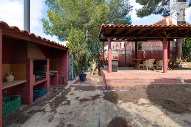 5 Zimmer Villa zu verkaufen in San Miguel de Salinas mit Pool - 449.950 € (Ref: 9306292)