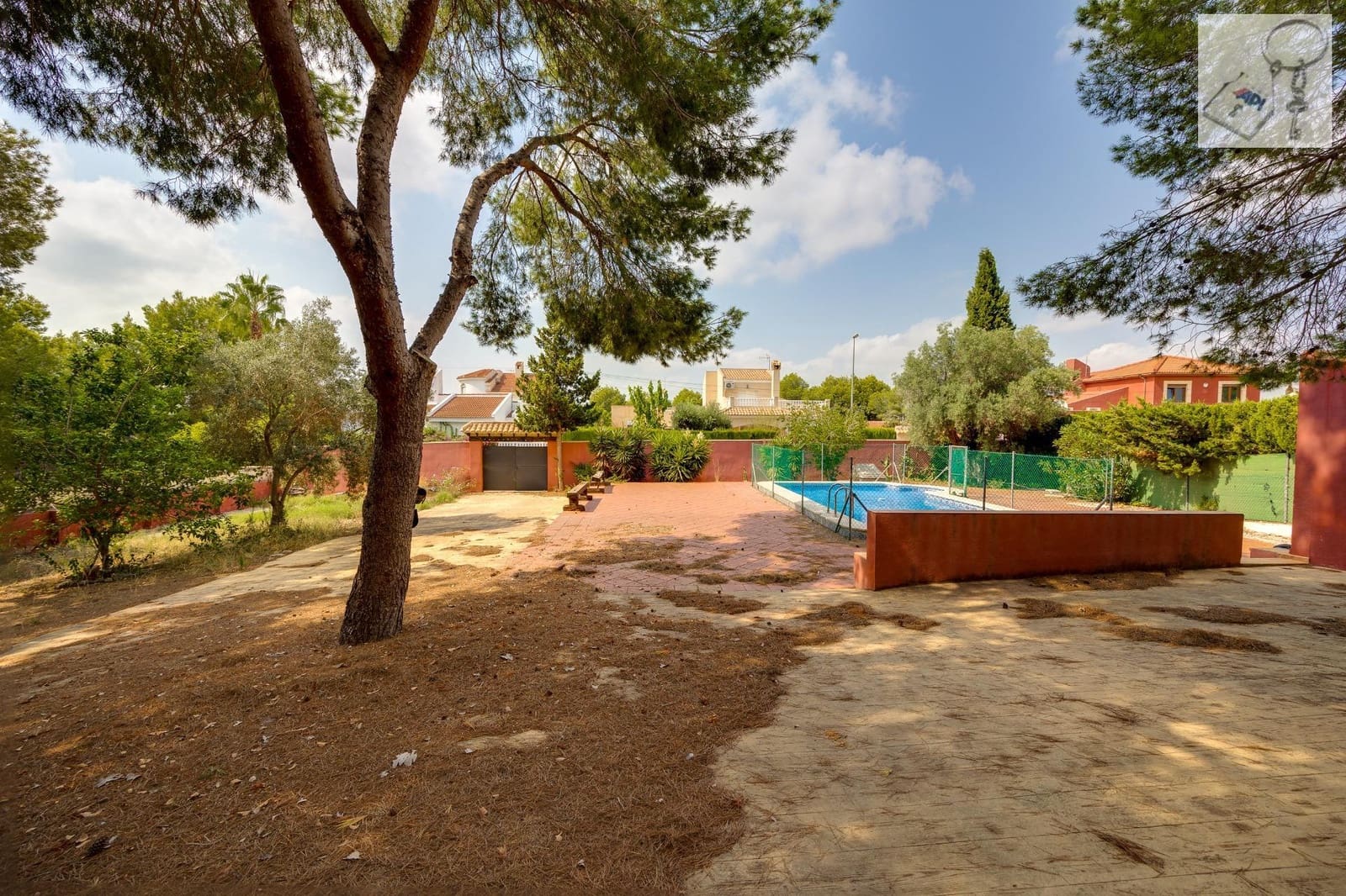 5 Zimmer Villa zu verkaufen in San Miguel de Salinas mit Pool - 449.950 € (Ref: 9306292)