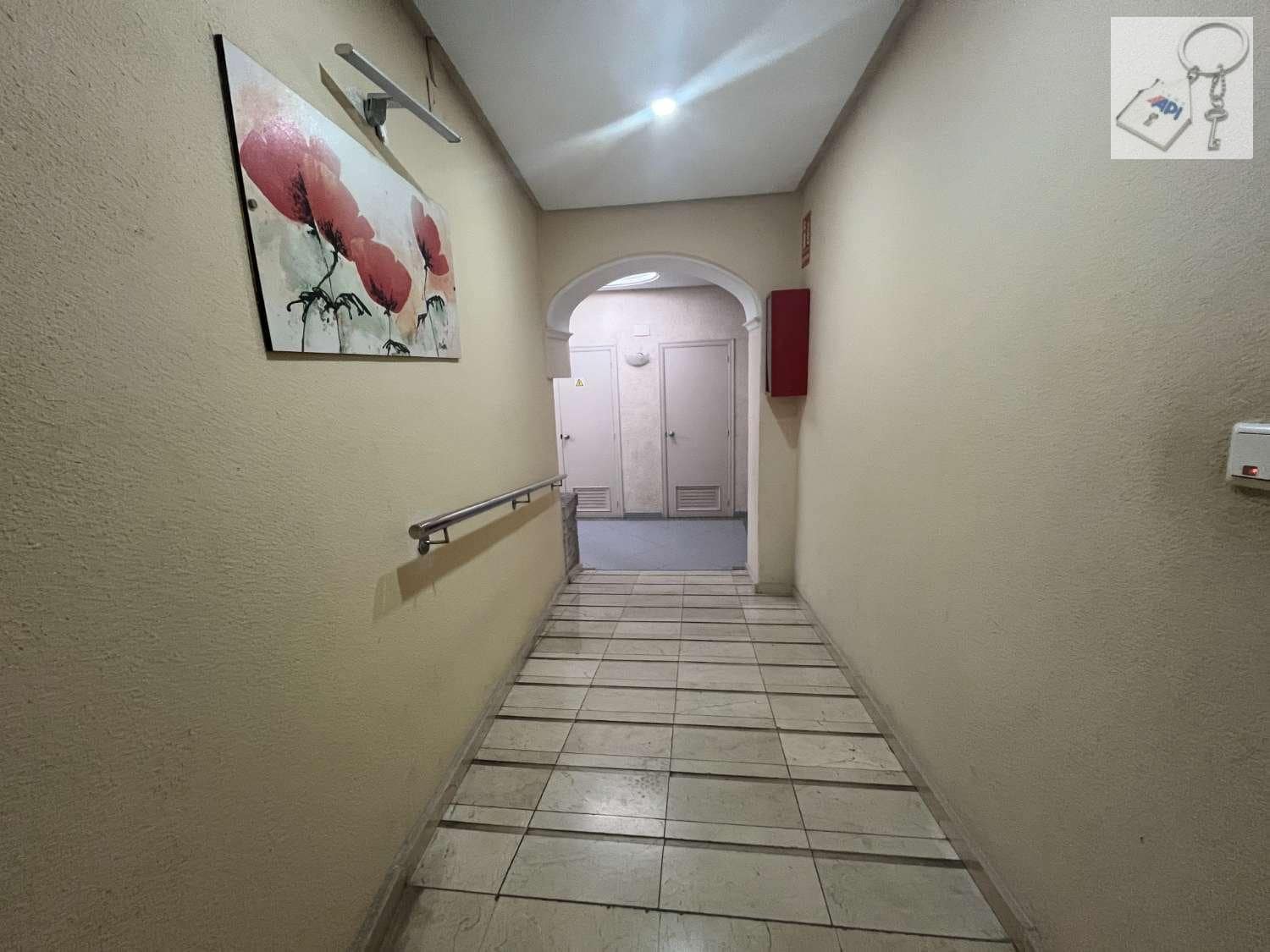 4 sovrum Strandlägenhet till salu i Torrevieja med garage - 279 000 € (Ref: 9374951)