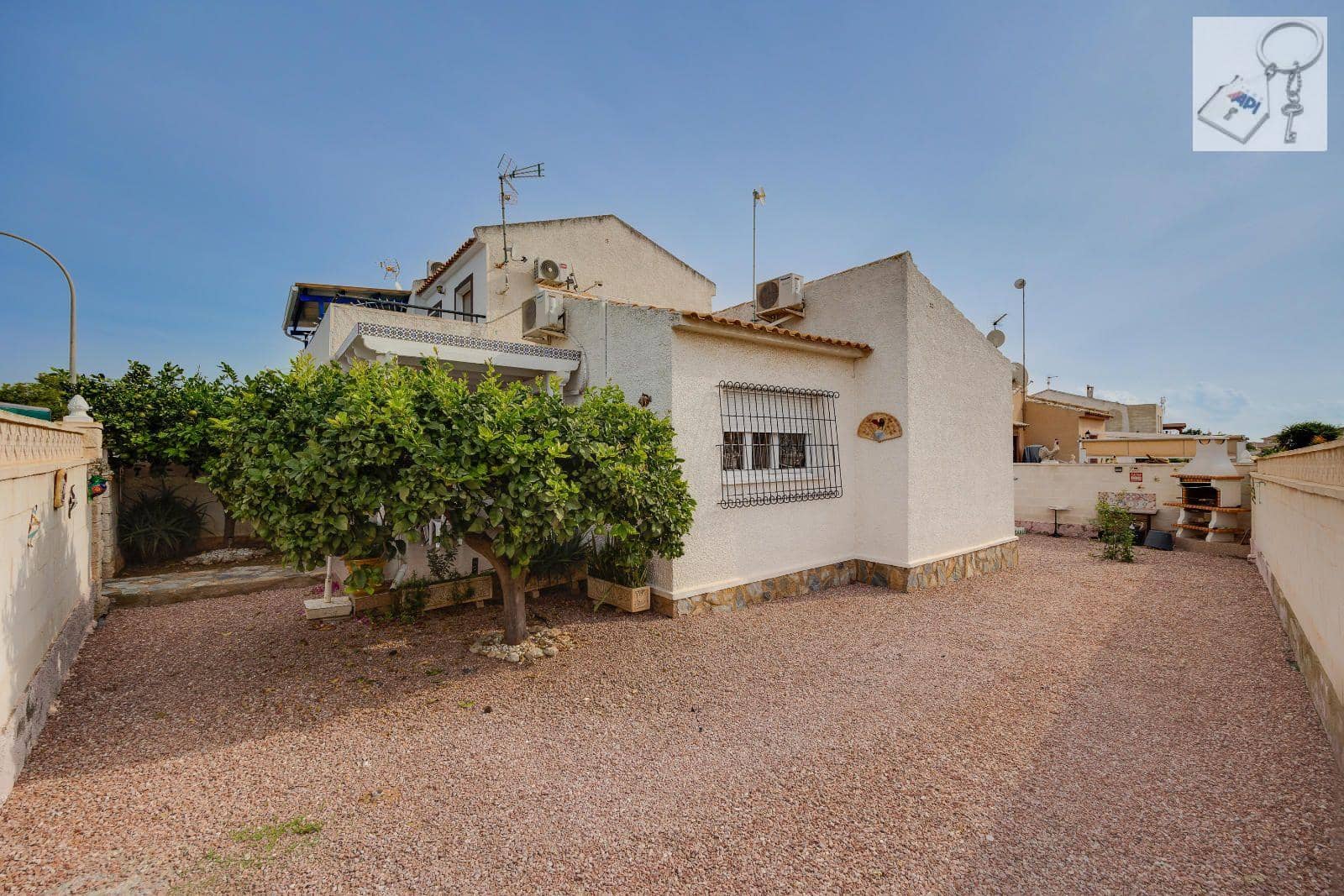 2 sovrum Villa till salu i Orihuela med pool - 189 969 € (Ref: 9395714)