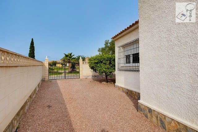 2 sovrum Villa till salu i Orihuela med pool - 189 969 € (Ref: 9395714)