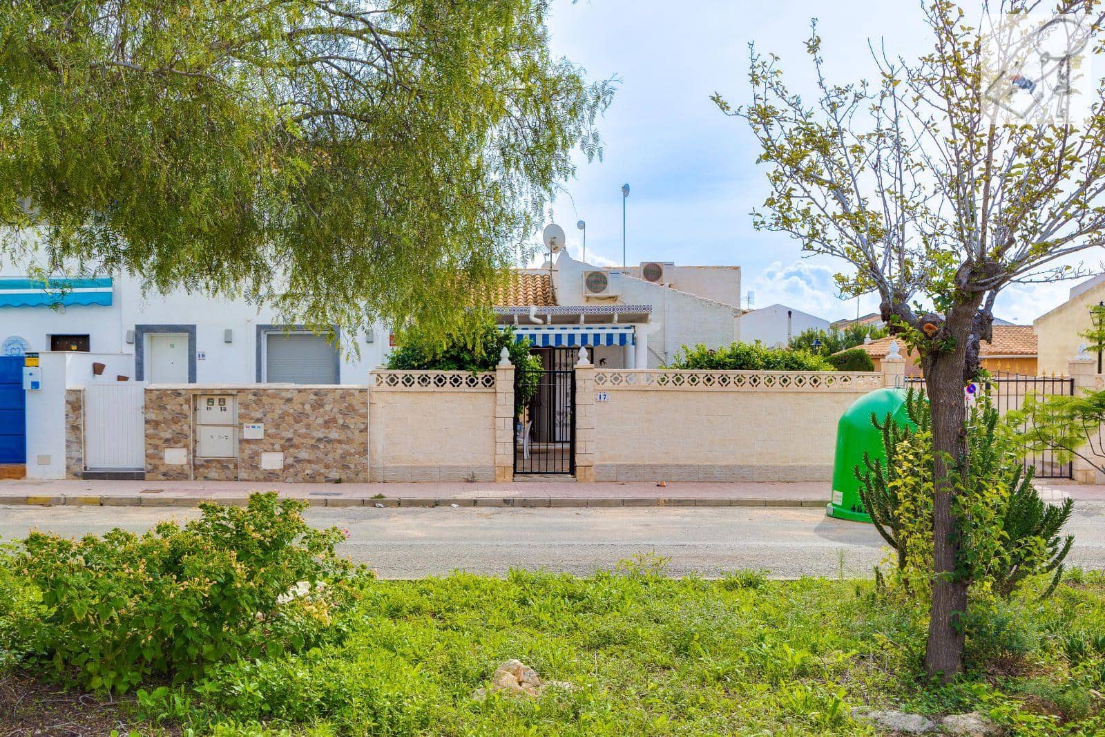 2 sovrum Villa till salu i Orihuela med pool - 189 969 € (Ref: 9395714)