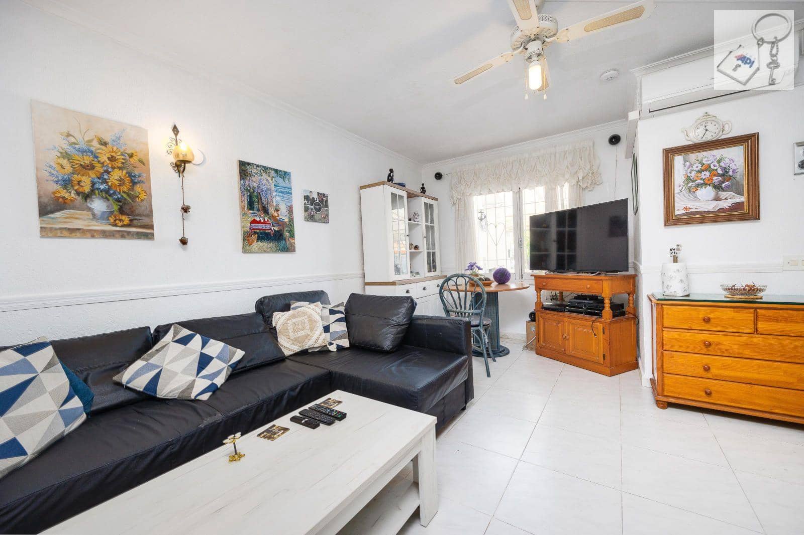 2 chambre Villa/Maison Mitoyenne à vendre à Torrevieja - 179 969 € (Ref: 9402874)