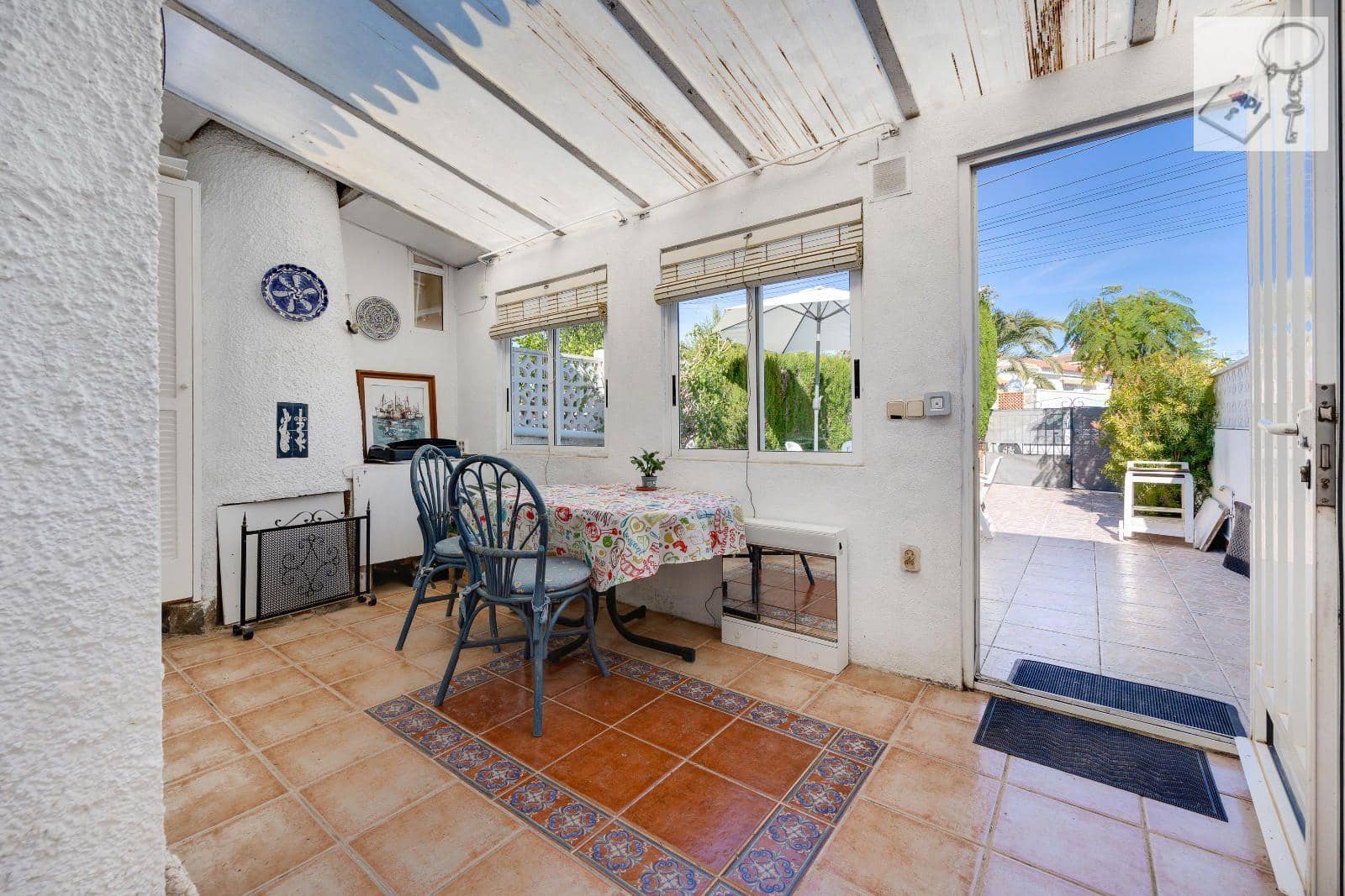 2 chambre Villa/Maison Mitoyenne à vendre à Torrevieja - 179 969 € (Ref: 9402874)