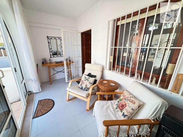 2 makuuhuone Paritalo myytävänä paikassa El Chaparral, Torrevieja - 93 000 € (Ref: 9436686)