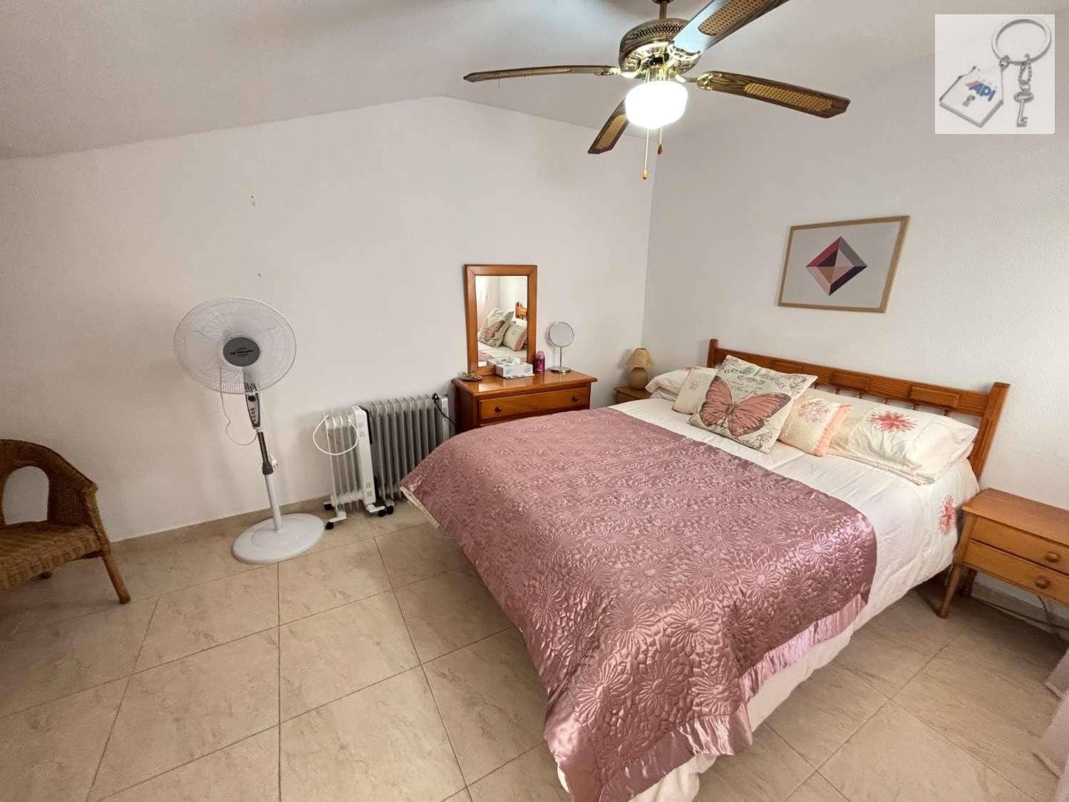 2 makuuhuone Paritalo myytävänä paikassa Torrevieja - 93 000 € (Ref: 9436686)