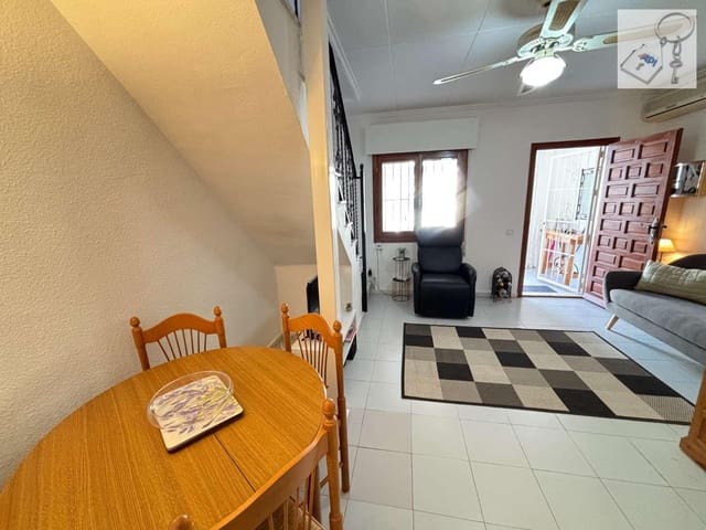 2 makuuhuone Paritalo myytävänä paikassa El Chaparral, Torrevieja - 93 000 € (Ref: 9436686)