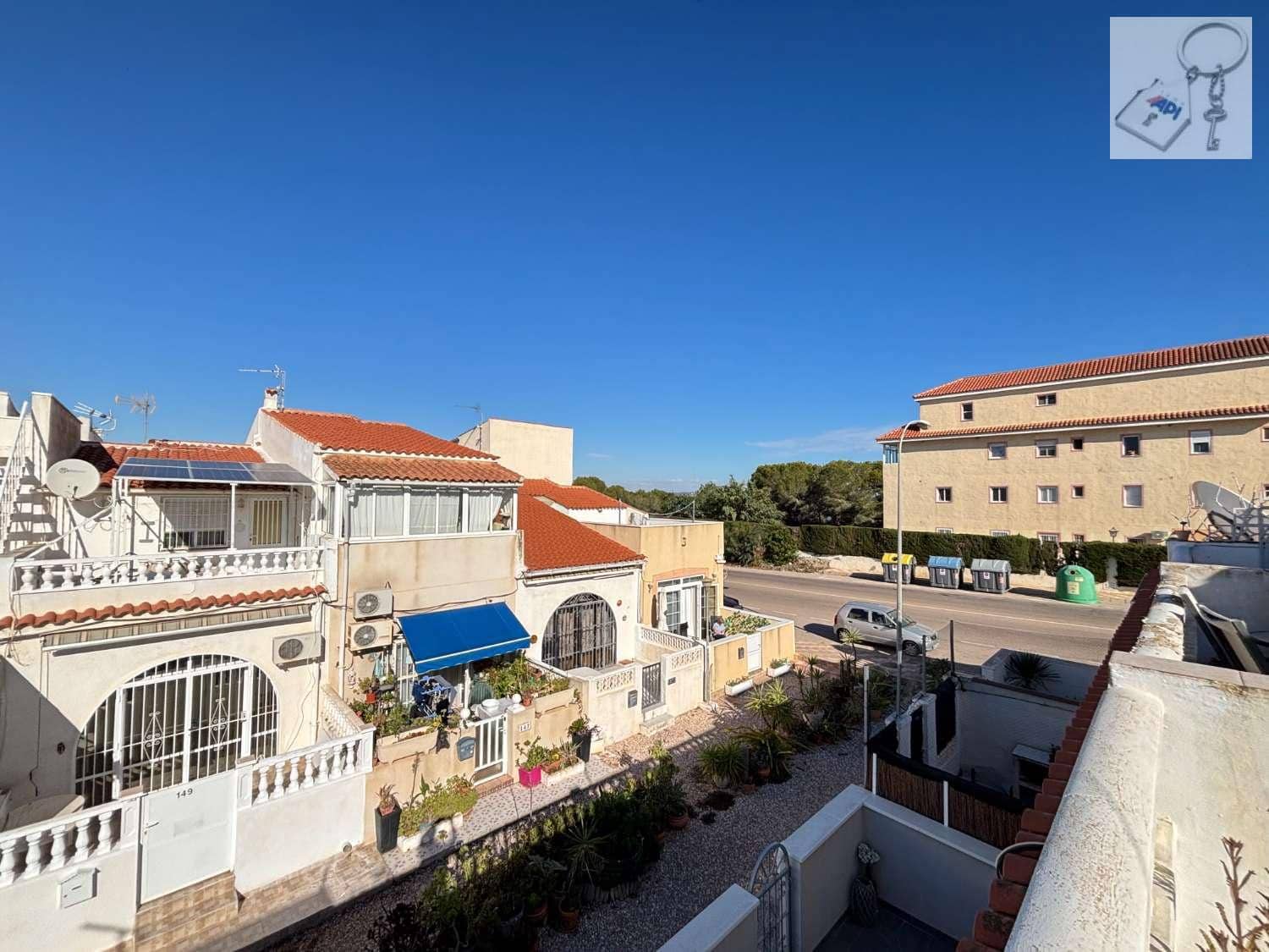 2 makuuhuone Paritalo myytävänä paikassa Torrevieja - 93 000 € (Ref: 9436686)