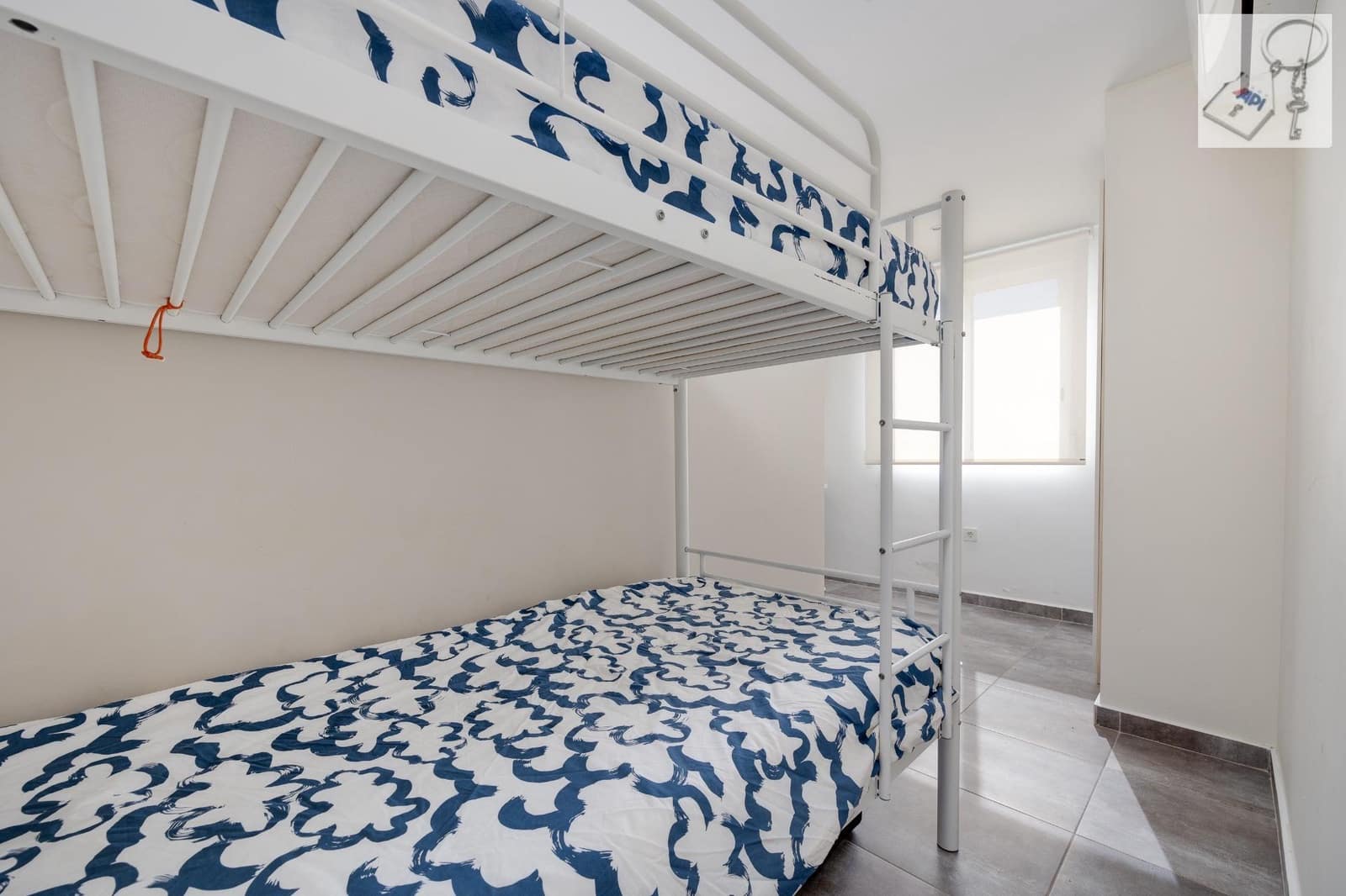 Ático de 3 habitaciones en Torrevieja en venta - 180.000 € (Ref: 9475910)