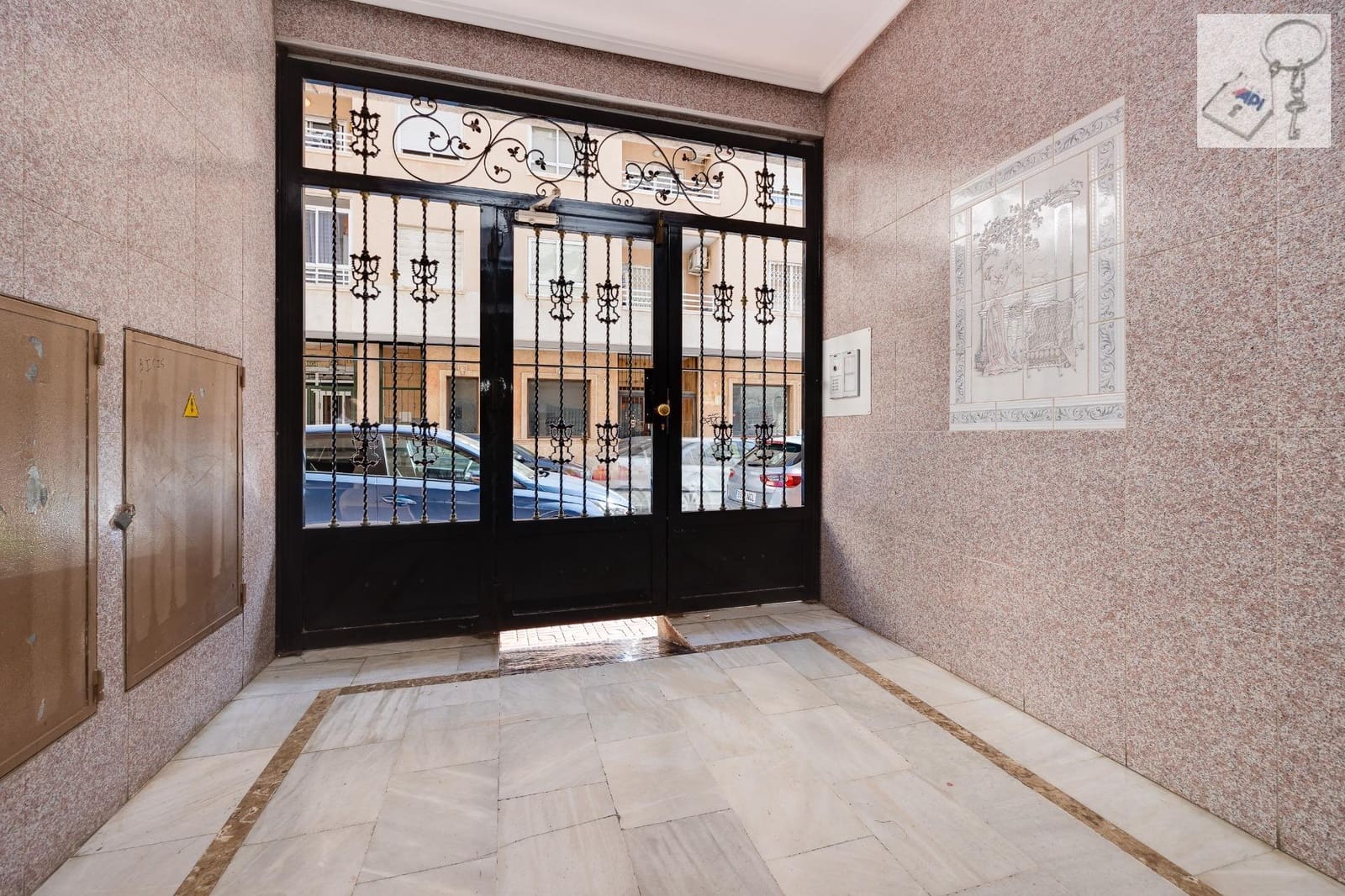 Ático de 3 habitaciones en Torrevieja en venta - 180.000 € (Ref: 9475910)