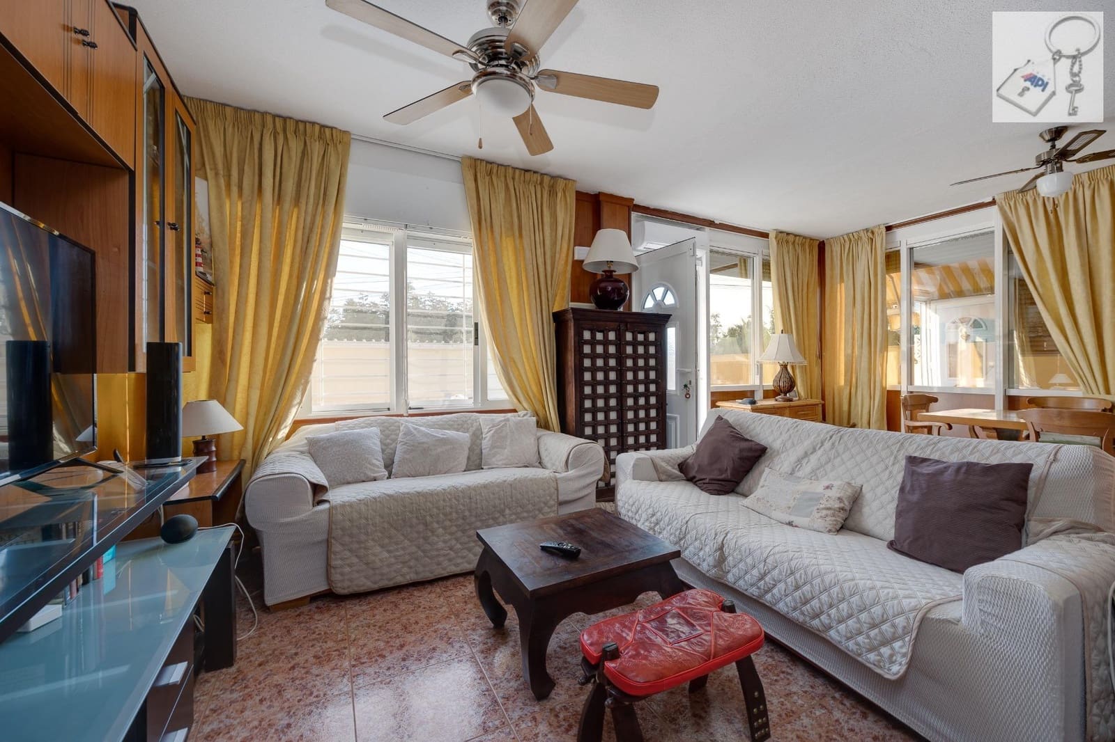 4 Zimmer Finca/Landgut zu verkaufen in Torrevieja mit Pool - 235.000 € (Ref: 9475911)