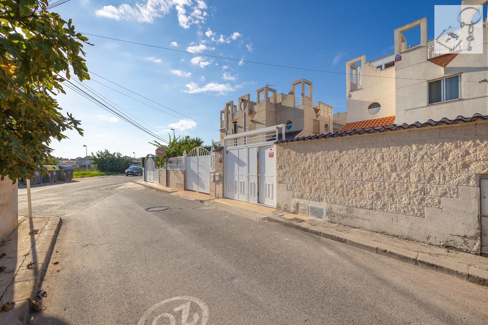 4 Zimmer Finca/Landgut zu verkaufen in Torrevieja mit Pool - 235.000 € (Ref: 9475911)