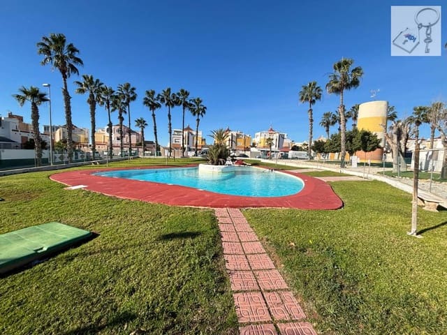 3 soveværelse Semi-Rækkehus til salg i Los Balcones - Los Altos, Orihuela med swimmingpool garage - € 185.000 (Ref: 9496855)
