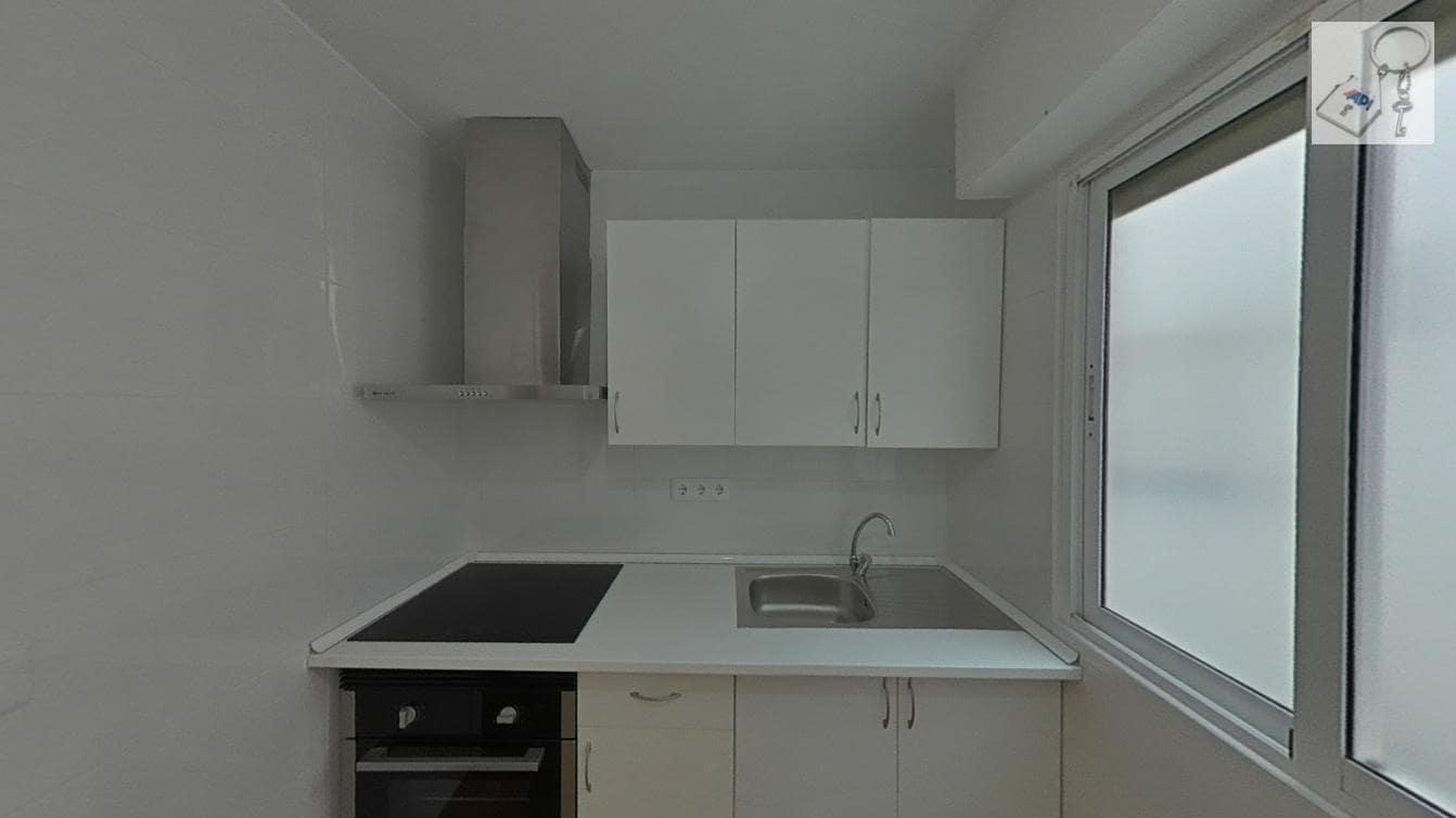 2 makuuhuone Ranta-asunto myytävänä paikassa Torrevieja - 164 000 € (Ref: 9537222)