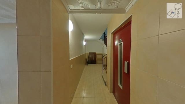 2 makuuhuone Ranta-asunto myytävänä paikassa Puerto Deportivo, Torrevieja - 164 000 € (Ref: 9537222)