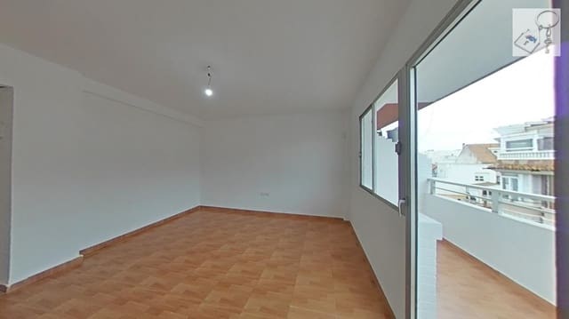 2 makuuhuone Ranta-asunto myytävänä paikassa Puerto Deportivo, Torrevieja - 164 000 € (Ref: 9537222)