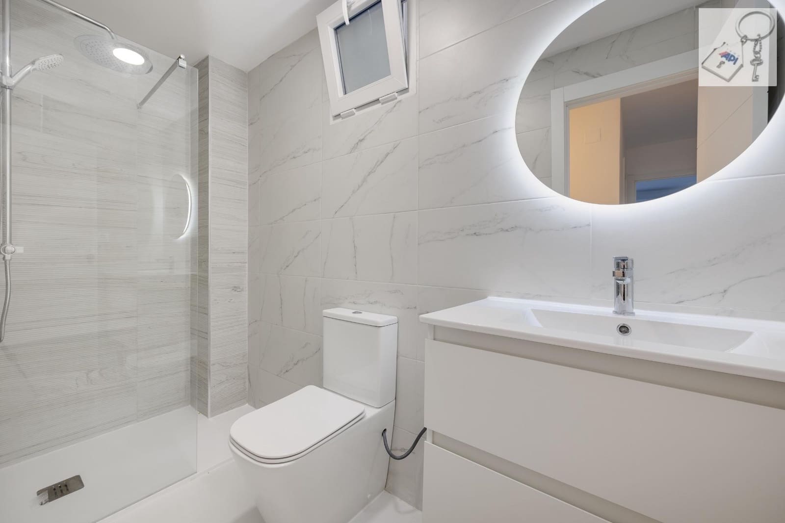 3 bedroom Apartment for sale in Torrevieja - € 259,000 (Ref: 9560901)