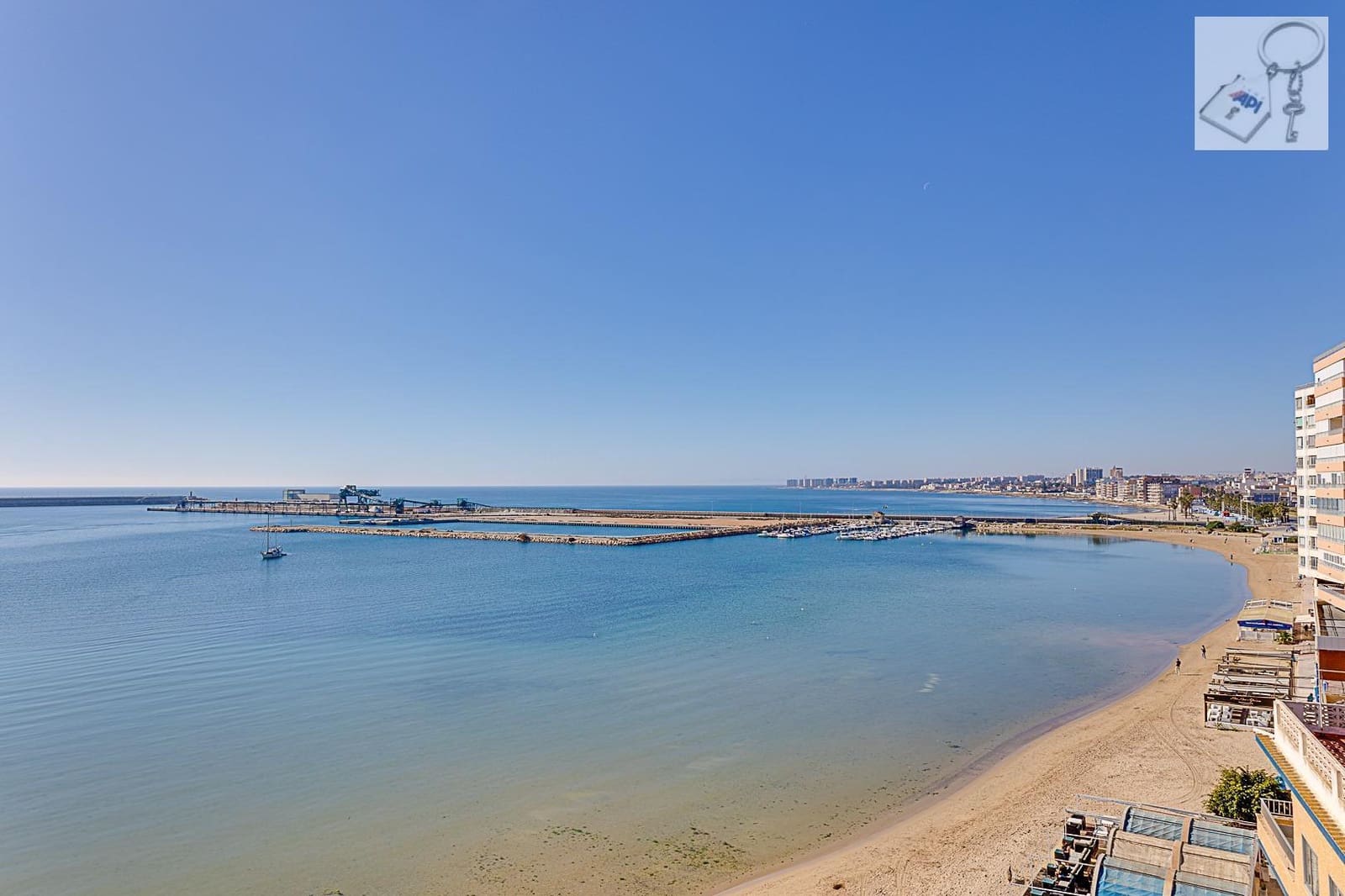 3 bedroom Apartment for sale in Torrevieja - € 259,000 (Ref: 9560901)