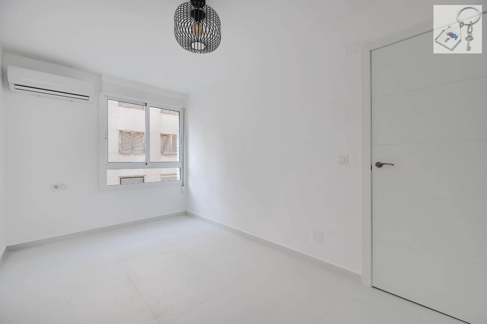 3 bedroom Apartment for sale in Torrevieja - € 259,000 (Ref: 9560901)