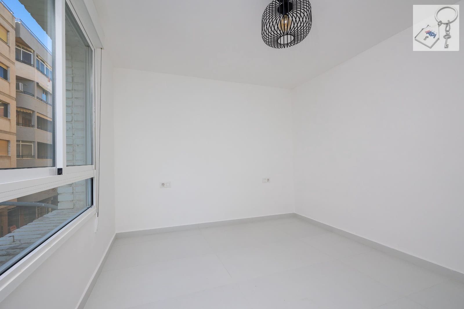 3 bedroom Apartment for sale in Torrevieja - € 259,000 (Ref: 9560901)