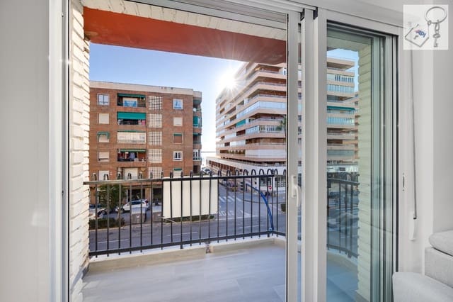 3 bedroom Apartment for sale in Torrevieja - € 259,000 (Ref: 9560901)