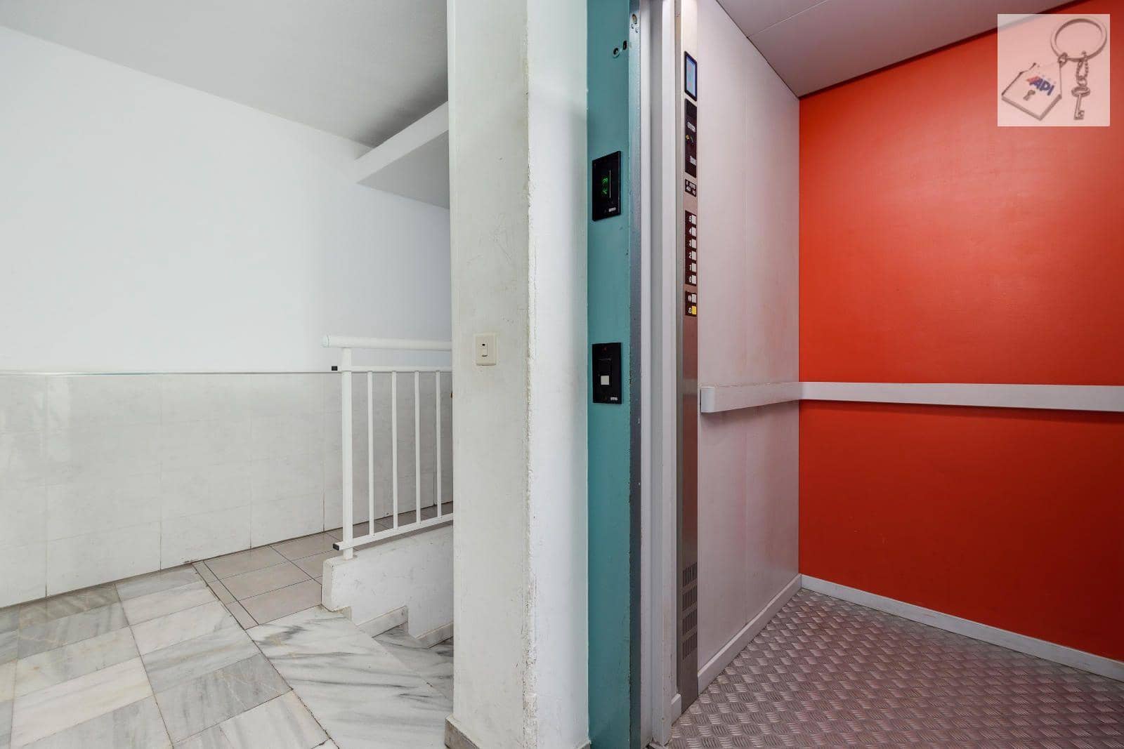 Penthouse for sale in Torrevieja - € 89,969 (Ref: 9594622)