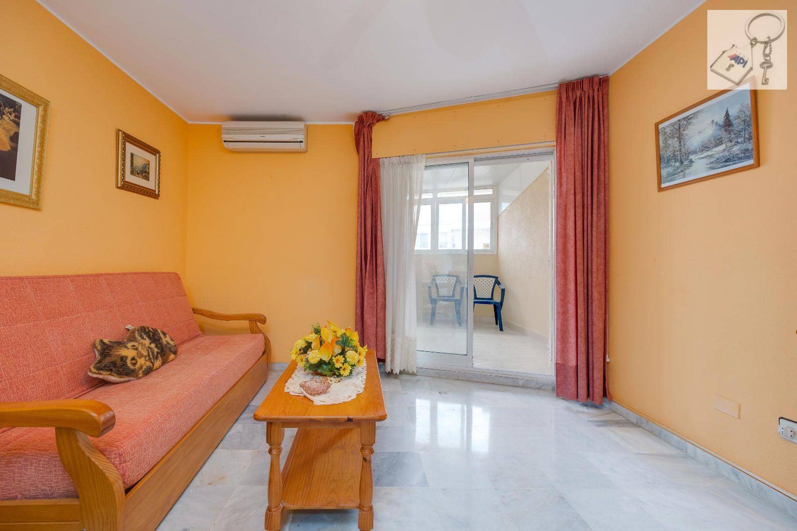 Penthouse for sale in Torrevieja - € 89,969 (Ref: 9594622)