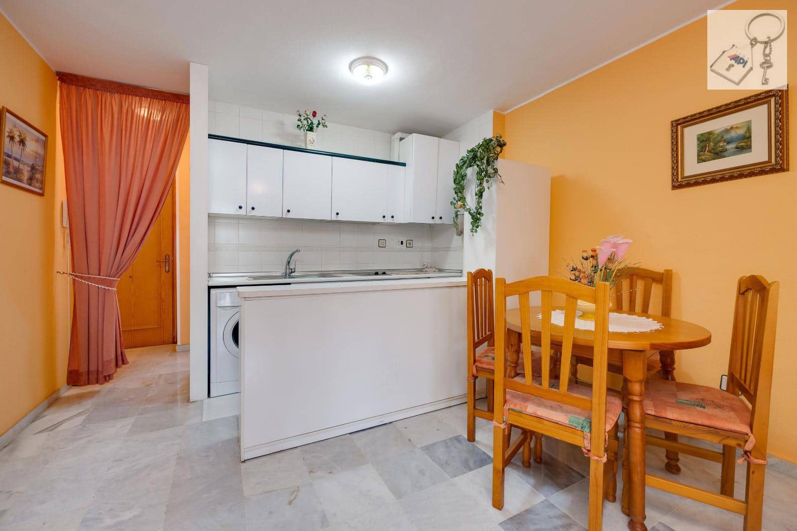 Penthouse for sale in Torrevieja - € 89,969 (Ref: 9594622)