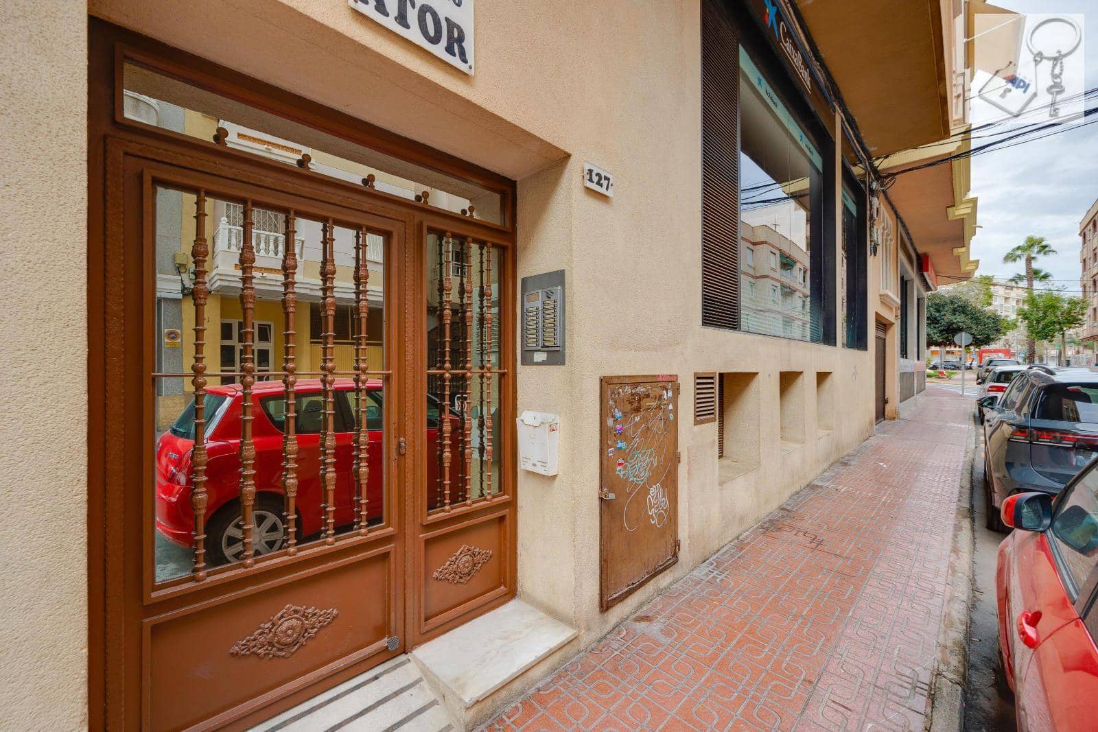 Penthouse for sale in Torrevieja - € 89,969 (Ref: 9594622)