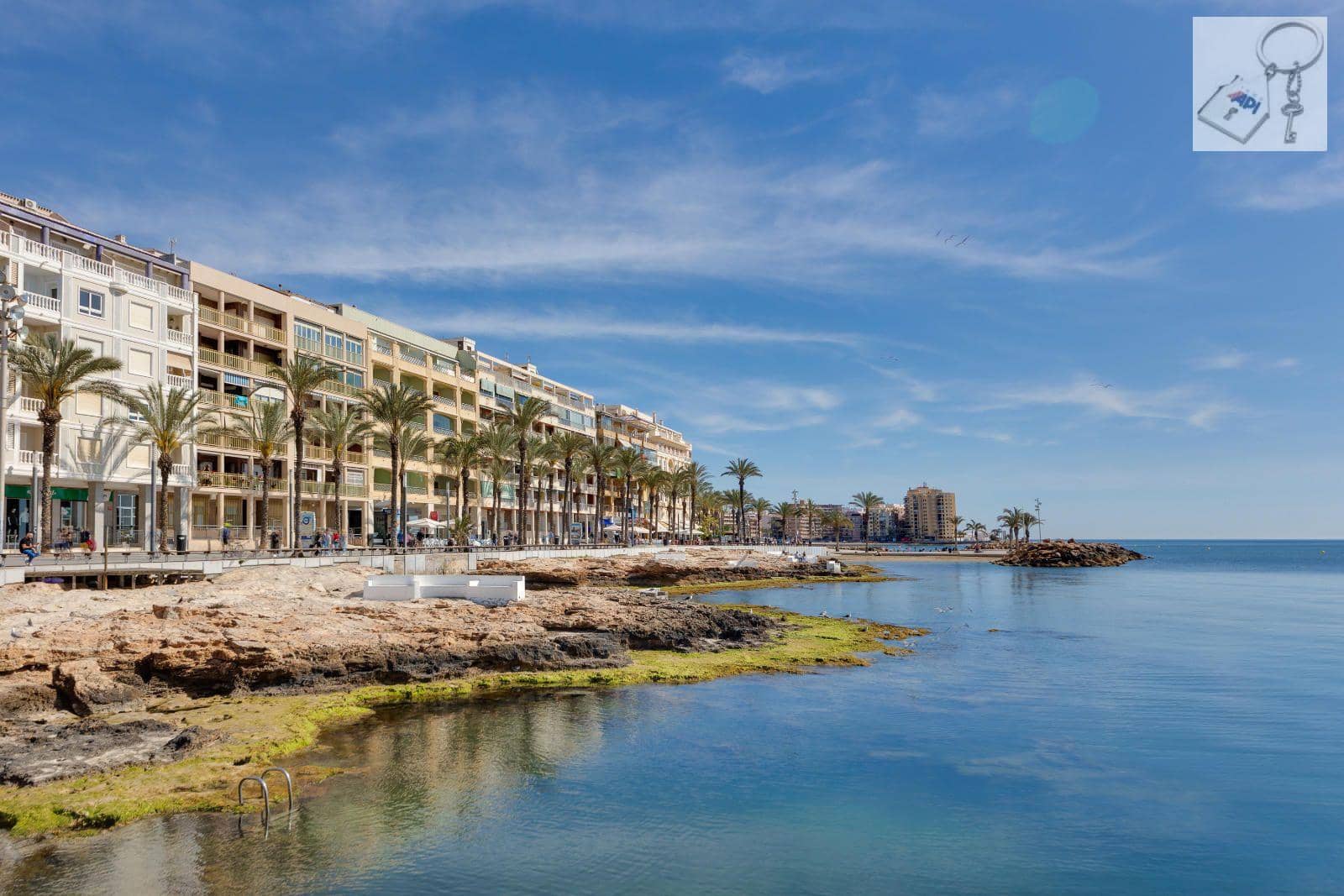 Penthouse for sale in Torrevieja - € 89,969 (Ref: 9594622)