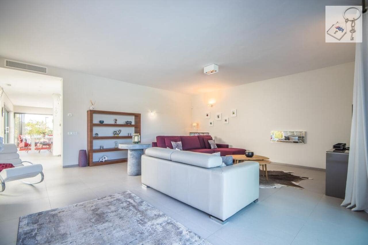 4 makuuhuone Huvila myytävänä paikassa Orihuela mukana uima-altaan - 1 200 000 € (Ref: 9607192)