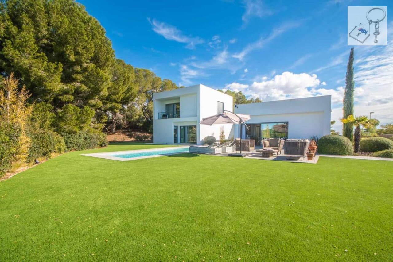 4 makuuhuone Huvila myytävänä paikassa Orihuela mukana uima-altaan - 1 200 000 € (Ref: 9607192)