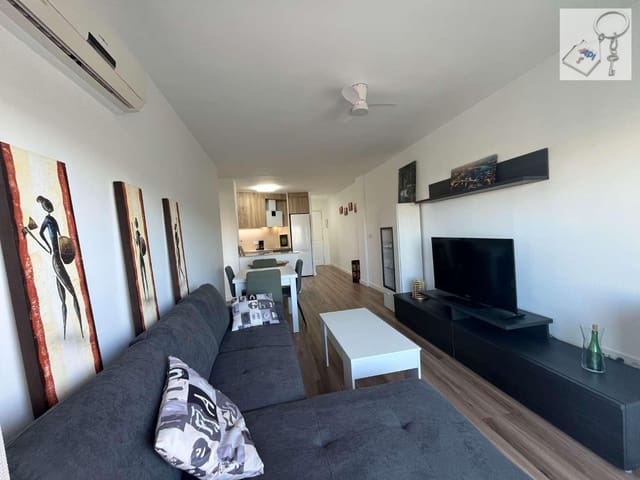 1 soveværelse Strandlejlighed til leje i Puerto Deportivo, Torrevieja - € 820 (Ref: 9620765)