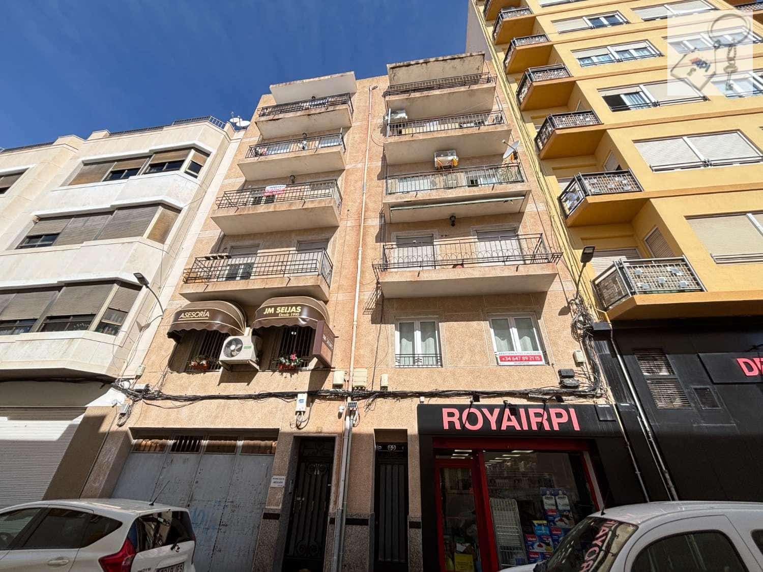 Apartamento Playa de 4 habitaciones en Novelda en venta - 85.000 € (Ref: 9676768)