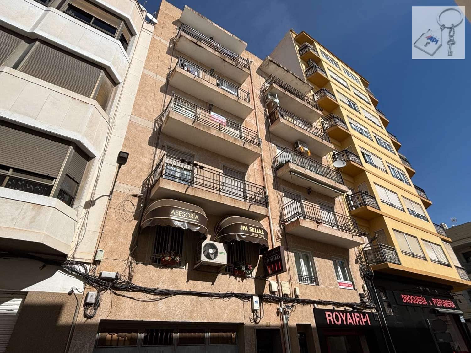 Apartamento Playa de 4 habitaciones en Novelda en venta - 85.000 € (Ref: 9676768)