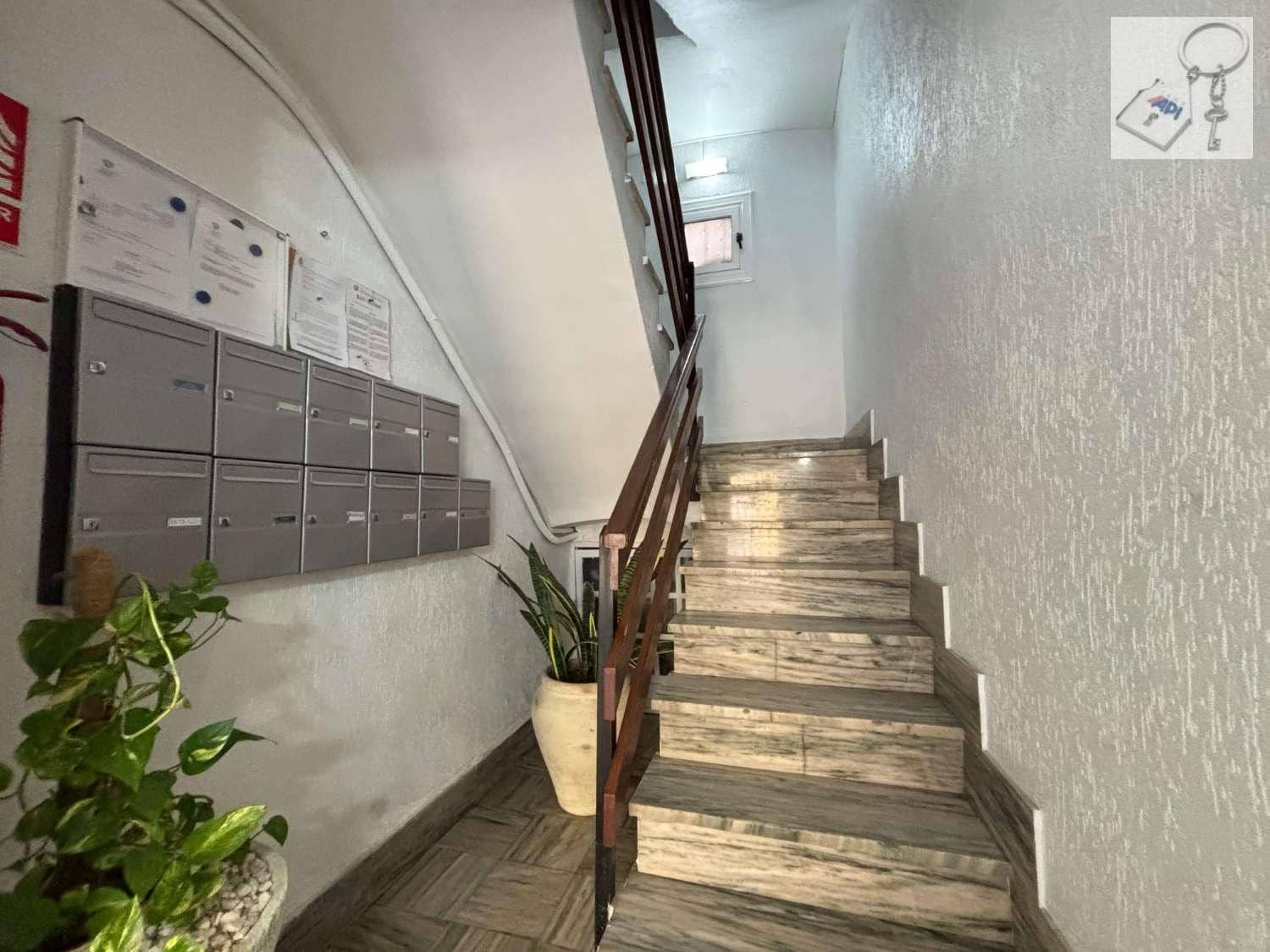 Apartamento Playa de 4 habitaciones en Novelda en venta - 85.000 € (Ref: 9676768)