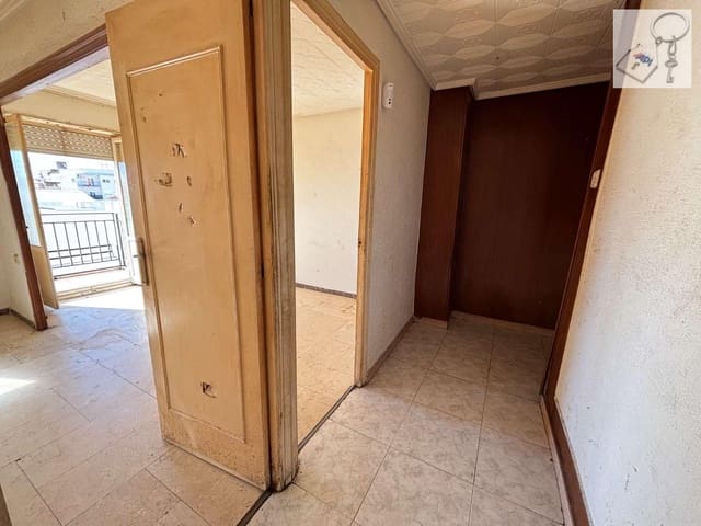 Apartamento Playa de 4 habitaciones en Novelda en venta - 85.000 € (Ref: 9676768)