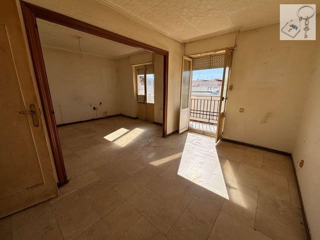 Apartamento Playa de 4 habitaciones en Novelda en venta - 85.000 € (Ref: 9676768)