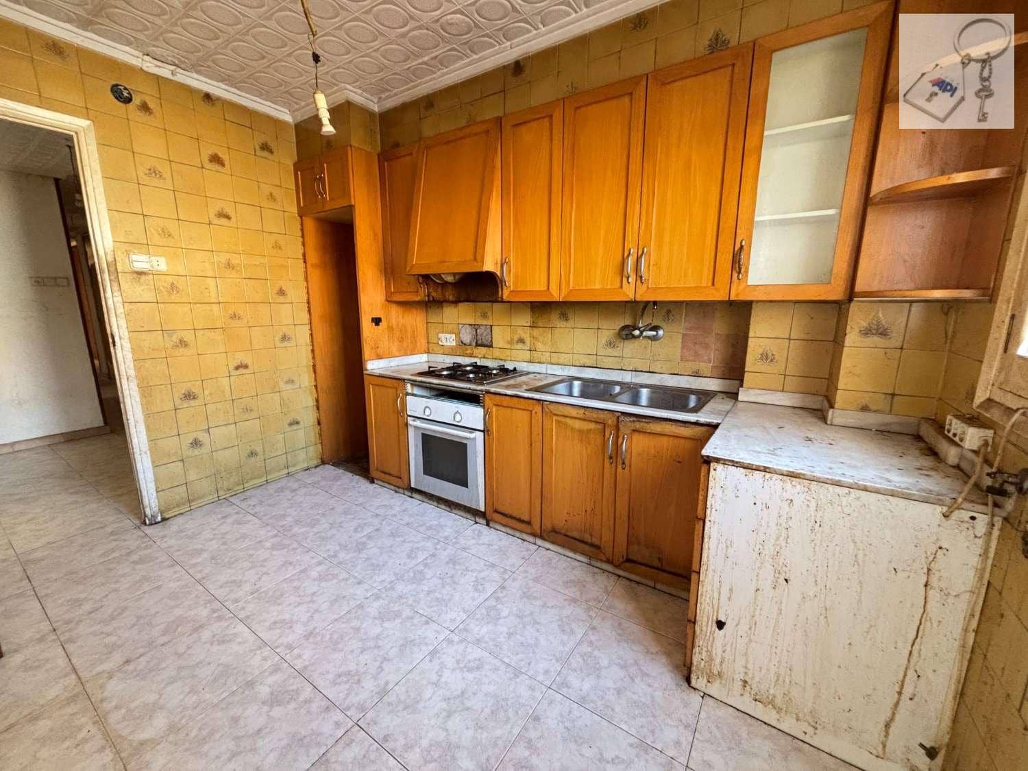 Apartamento Playa de 4 habitaciones en Novelda en venta - 85.000 € (Ref: 9676768)