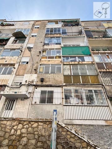 2 bedroom Flat for sale in Colonia Requena, Alicante / Alacant city - € 90,000 (Ref: 9676769)