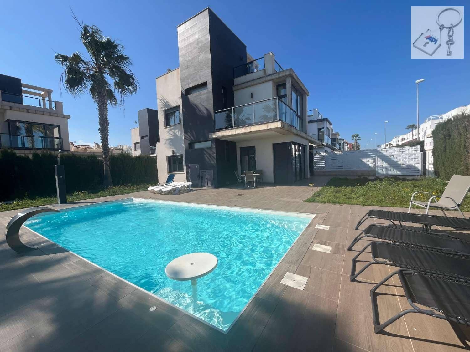 3 Zimmer Villa zu verkaufen in Orihuela Costa mit Pool - 489.900 € (Ref: 9714490)