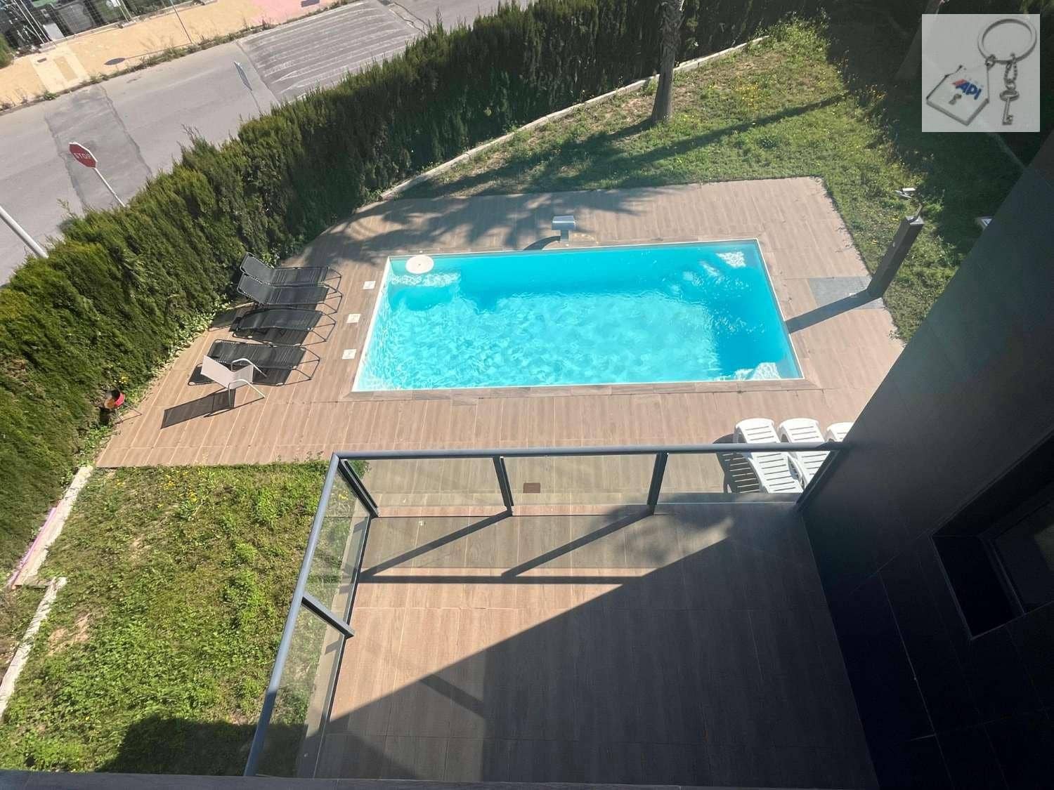 3 Zimmer Villa zu verkaufen in Orihuela Costa mit Pool - 489.900 € (Ref: 9714490)