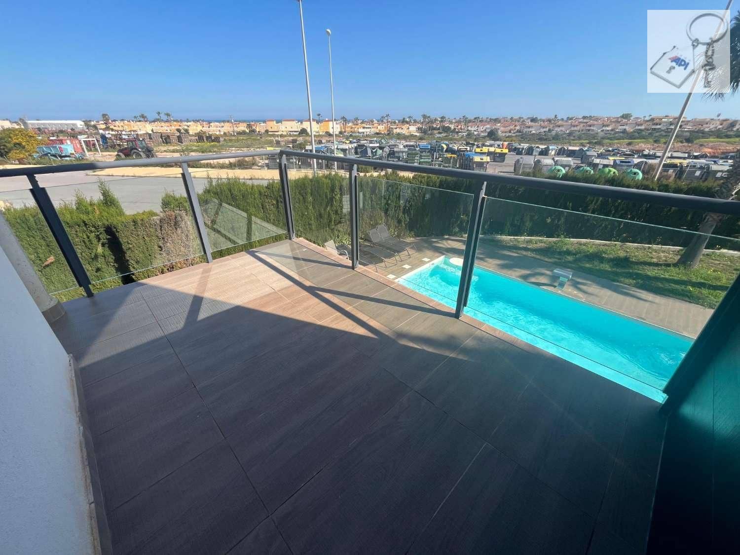 3 Zimmer Villa zu verkaufen in Orihuela Costa mit Pool - 489.900 € (Ref: 9714490)