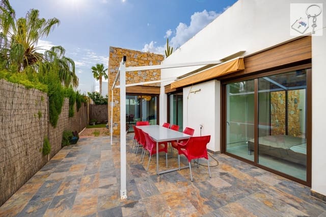 2 Zimmer Finca/Landgut zu verkaufen in Orihuela mit Pool - 349.000 € (Ref: 9728562)