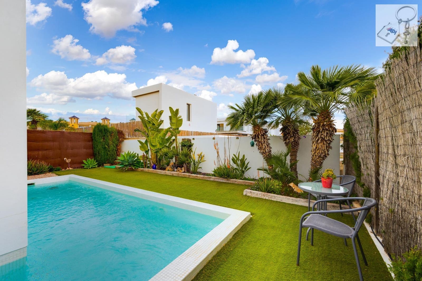 2 Zimmer Finca/Landgut zu verkaufen in Orihuela mit Pool - 349.000 € (Ref: 9728562)